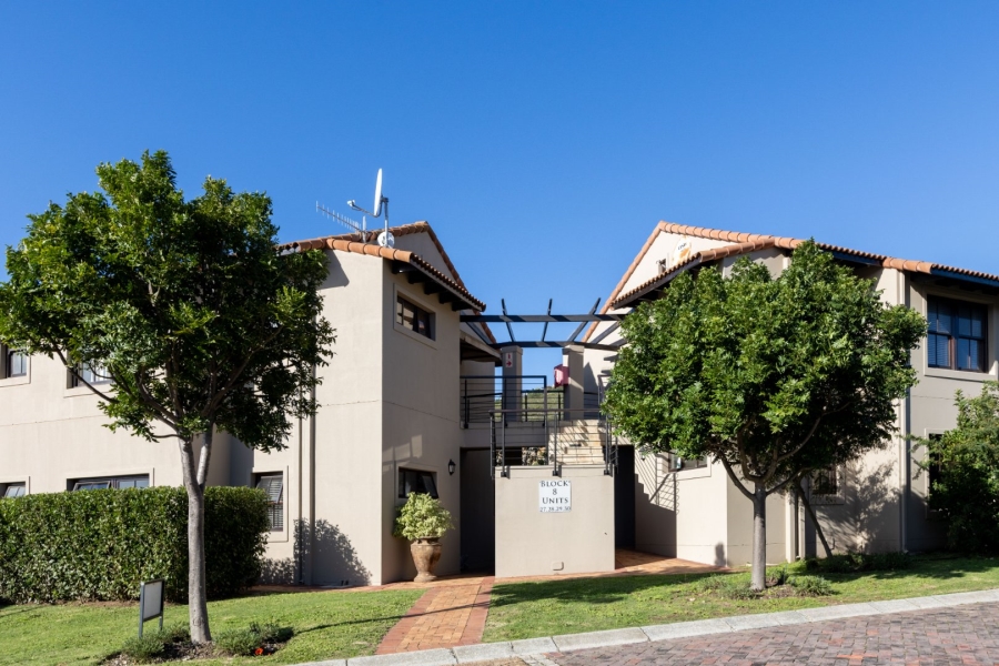 3 Bedroom Property for Sale in Whale Rock Gardens Western Cape